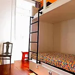 Hostel Rossio Αβέιρο